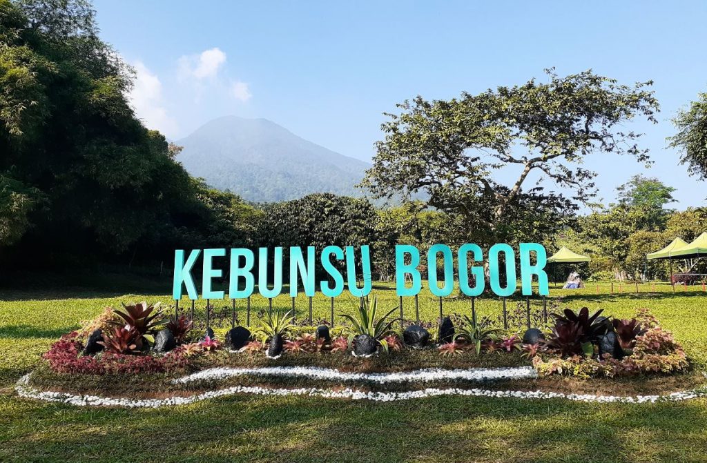 Area yang sangat luas di Kebunsu Bogor untuk gathering