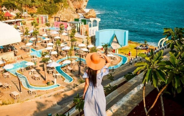 HEHA Ocean View Gunung Kidul Tebing dengan Spot Foto Selfie Kekinian