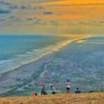 Wisata Bukit Paralayang Jogja Lihat Indahnya Pantai dari Ketinggian