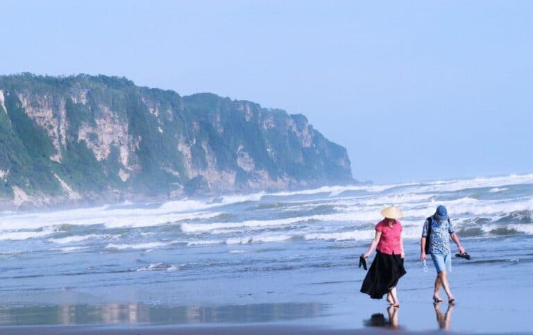 Wisata Pantai Parangtritis Jogja Rekomendasi Agenda Liburan Sehari Semalam
